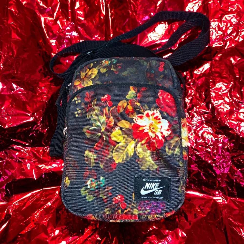 Nike SB Floral Crossbody Bag